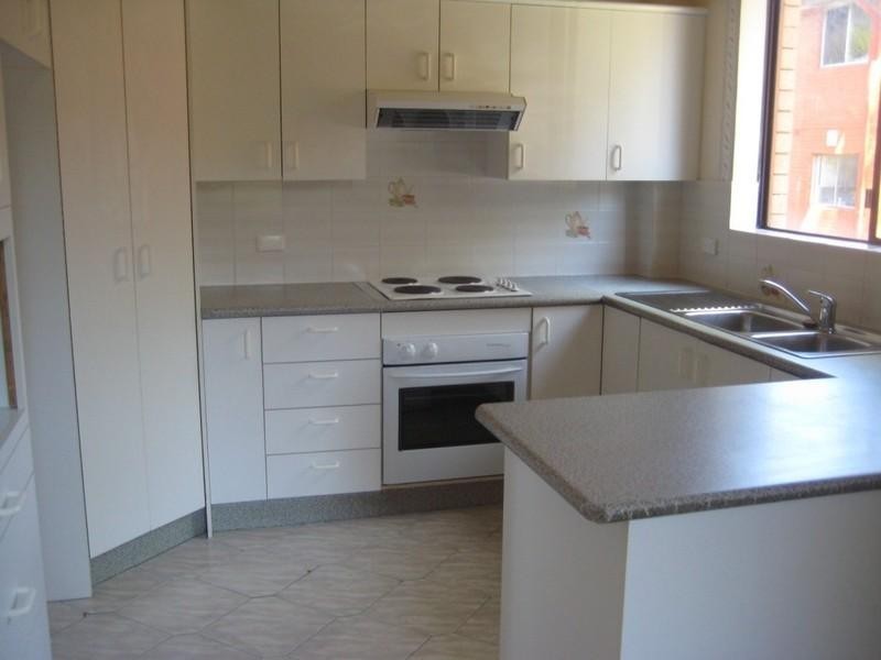 4/27 Bellevue Parade, Hurstville NSW 2220