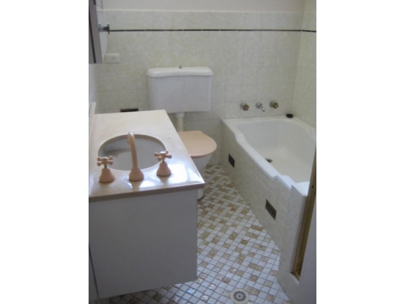 4/27 Bellevue Parade, Hurstville NSW 2220