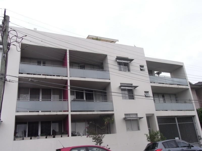 9/384 Illawarra Road, Marrickville NSW 2204