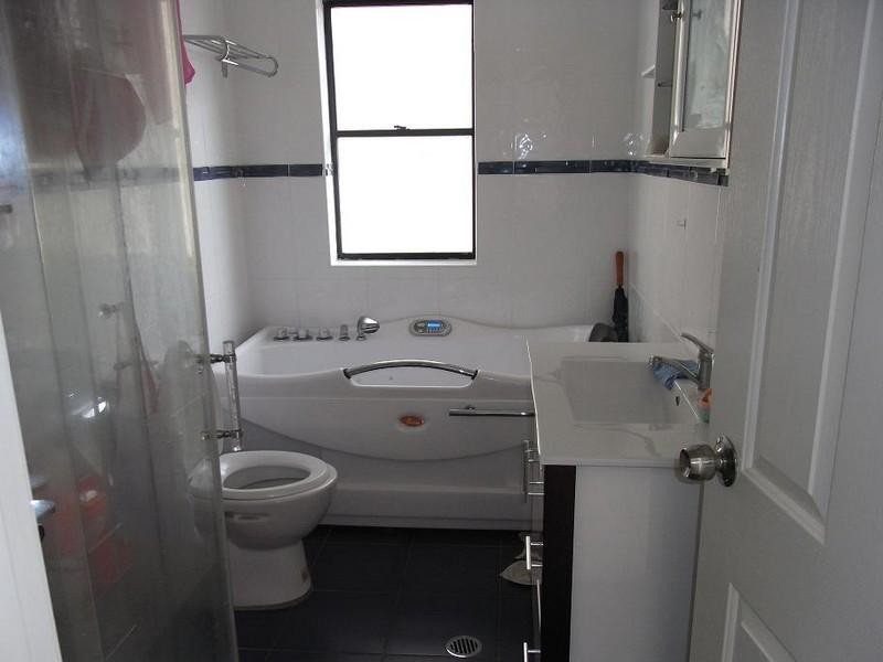 6A Vine Street, Hurstville NSW 2220