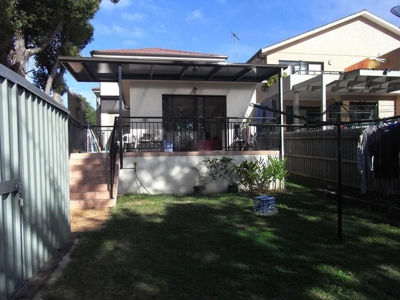 6A Vine Street, Hurstville NSW 2220