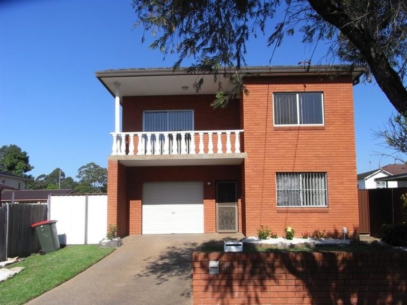 30 Iliffe Street, Bexley NSW 2207