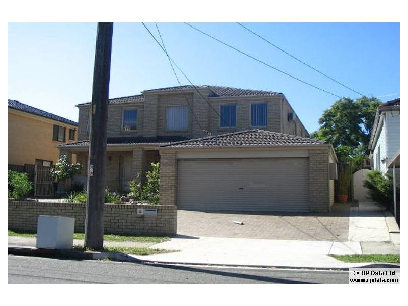 216 Gloucester Road, Hurstville NSW 2220