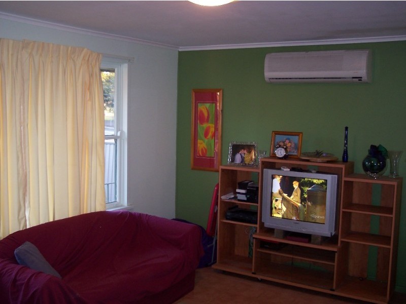 48 Henry Lawson Drive, Peakhurst NSW 2210