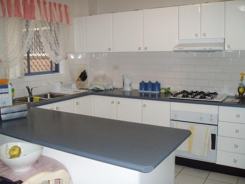 2/1 Hillcrest Avenue, Hurstville NSW 2220