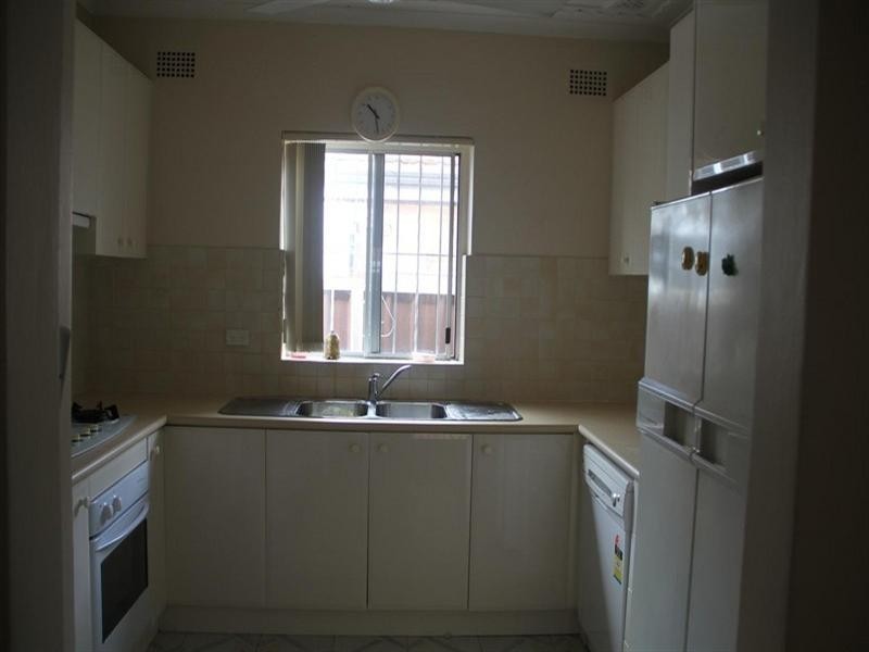 27 Cahill Street, Beverly Hills NSW 2209