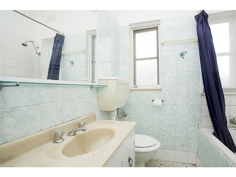 9 Low Street, Hurstville NSW 2220