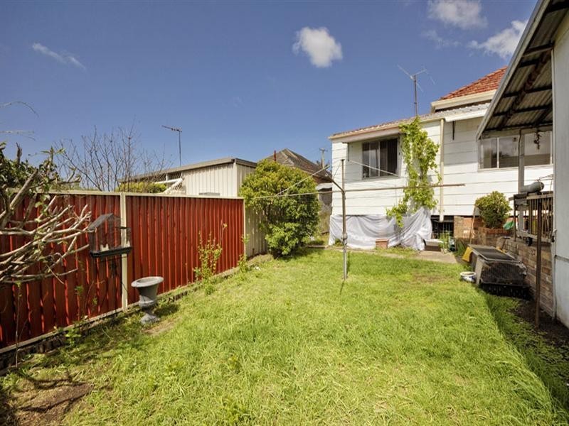 128 Carlton Parade, Carlton NSW 2218