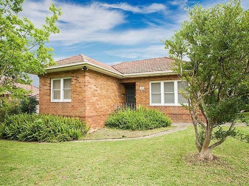 9 Low Street, Hurstville NSW 2220