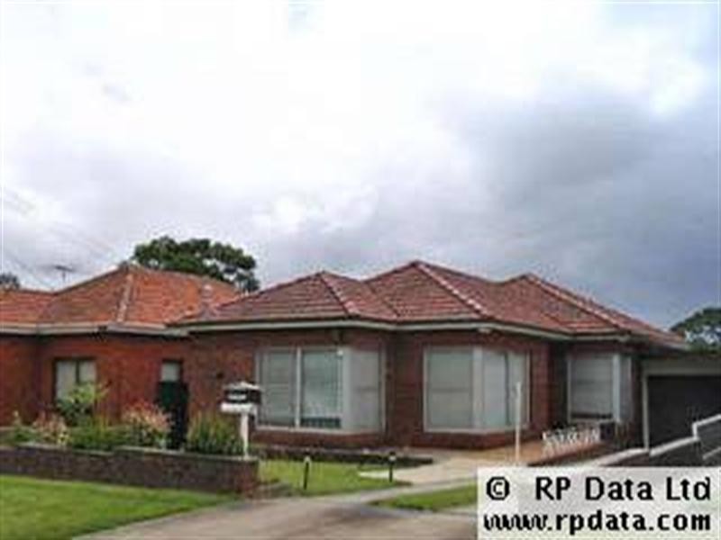 4 Bennett Street, Kingsgrove NSW 2208