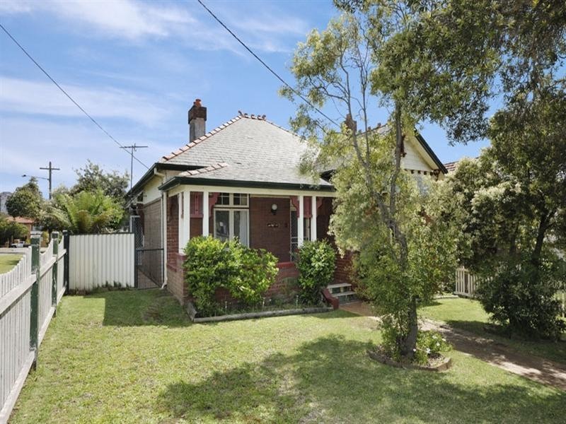 21 Clevedon Road, Hurstville NSW 2220