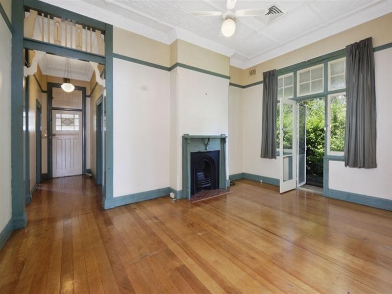 21 Clevedon Road, Hurstville NSW 2220