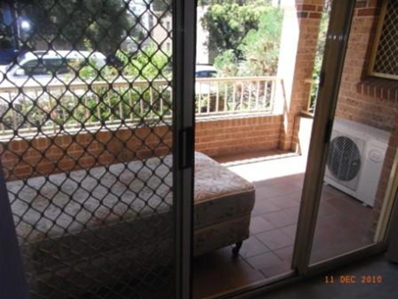 1/71 Pitt Street, Mortdale NSW 2223