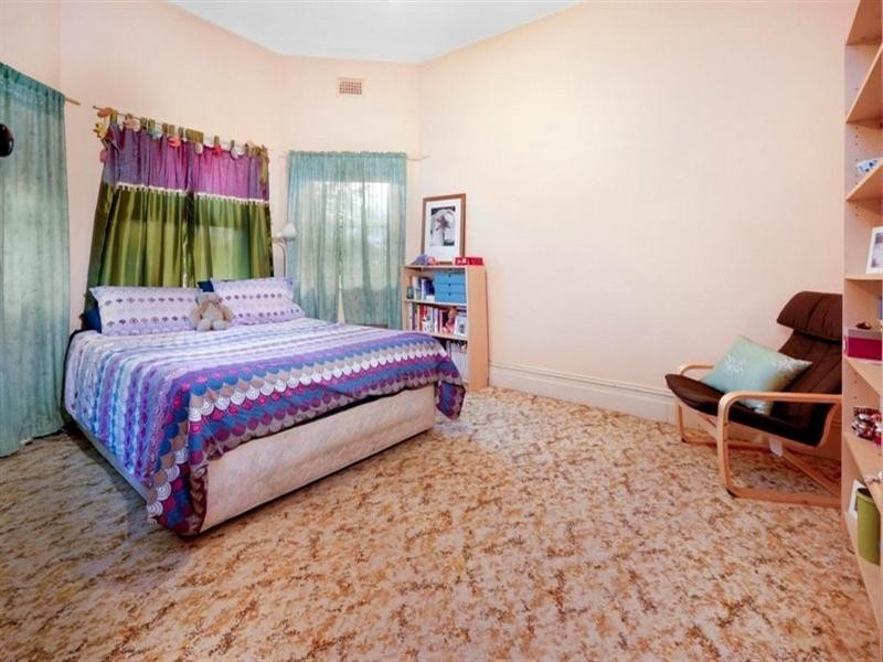 156 Woniora Road, South Hurstville NSW 2221