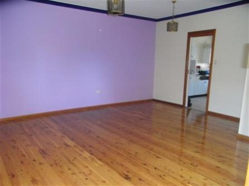 2/18A Chuter Avenue, Monterey NSW 2217