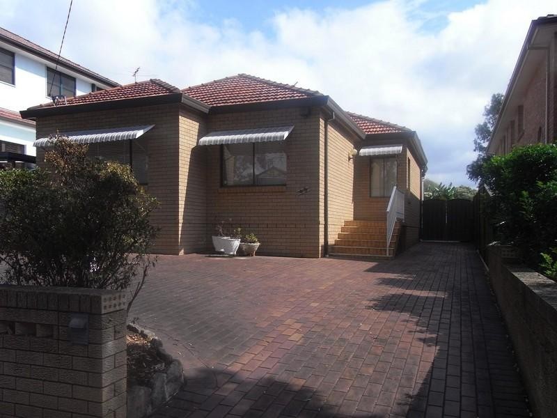 45 Smith Avenue, Hurstville NSW 2220