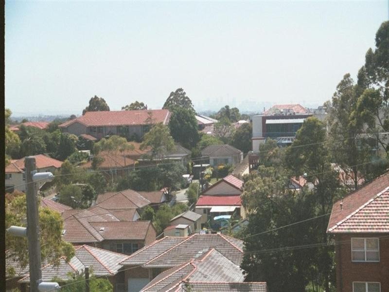 33/323 Forest Road, Hurstville NSW 2220