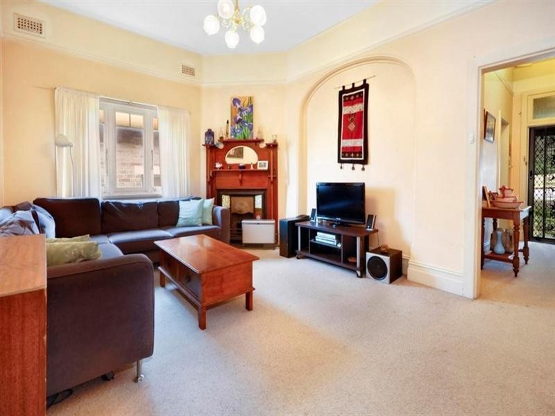 156 Woniora Road, South Hurstville NSW 2221