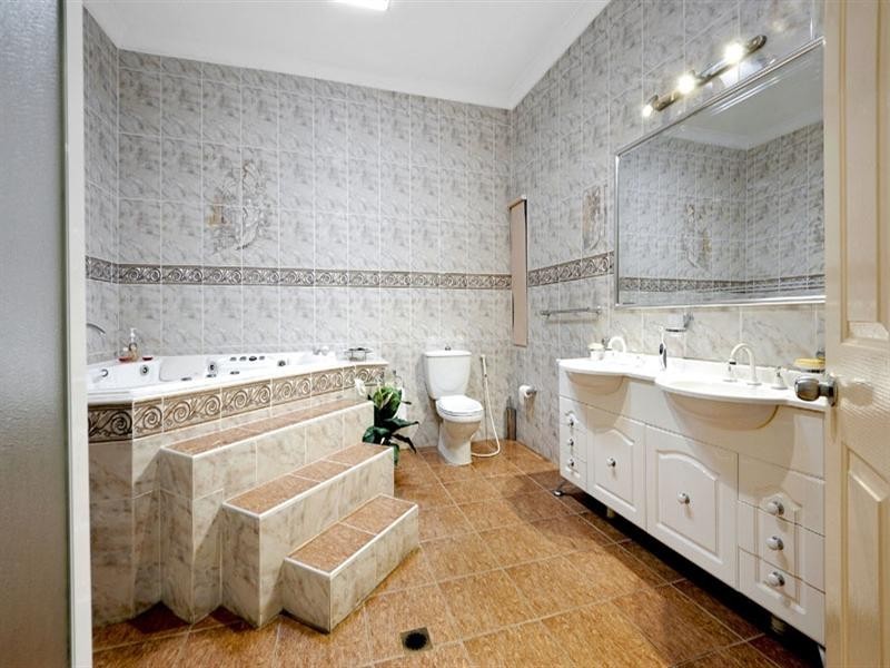 10 Kinsel Grove, Bexley NSW 2207