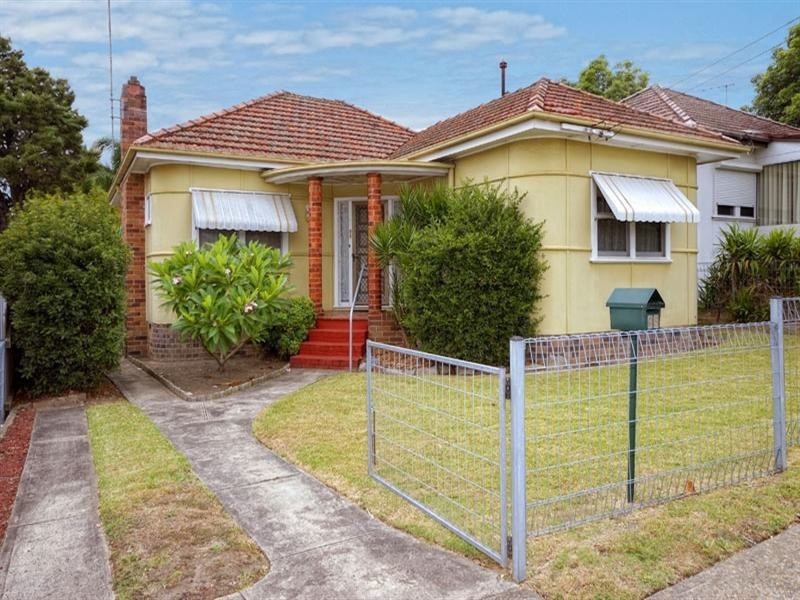 98 Croydon Road, Bexley NSW 2207