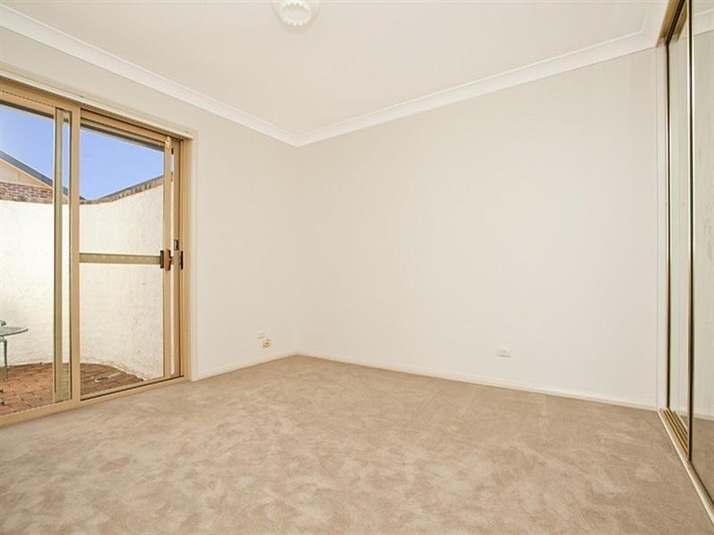 4/104 Connells Point Road, South Hurstville NSW 2221