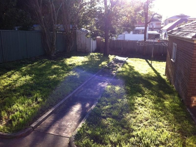 82 Fleet Street, Carlton NSW 2218