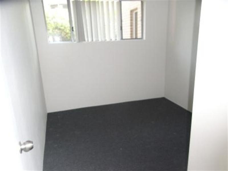 6/19-13 Gordon Street, Hurstville NSW 2220