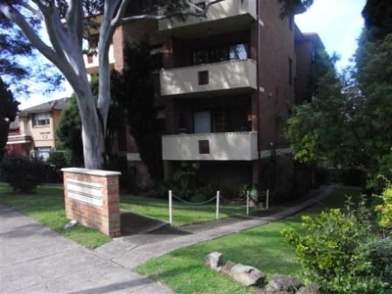 6/376 Railway Parade, Carlton NSW 2218