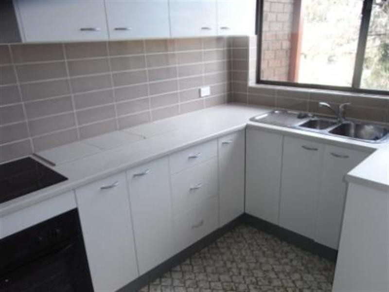 6/376 Railway Parade, Carlton NSW 2218