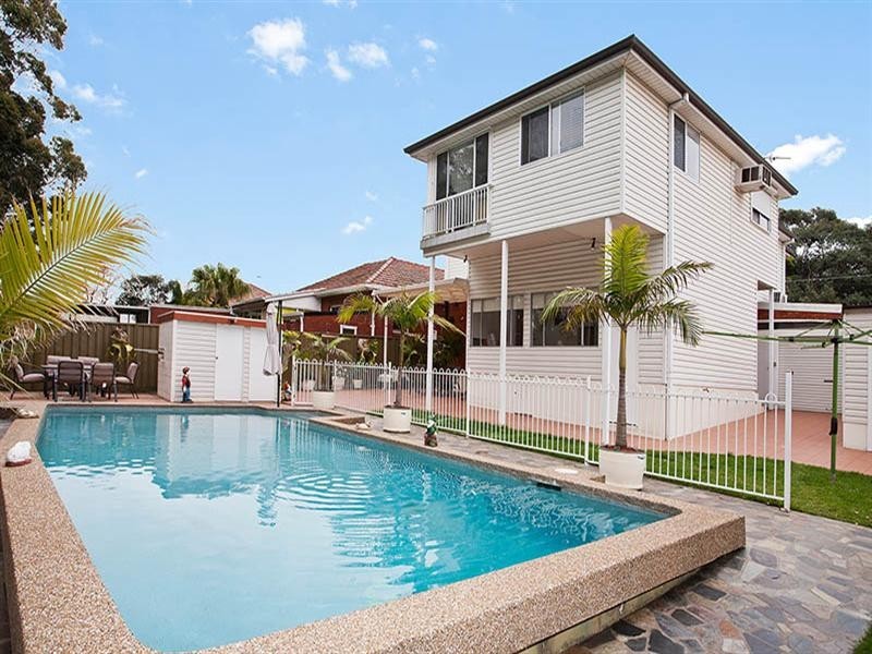 217 Stoney Creek Road, Kingsgrove NSW 2208