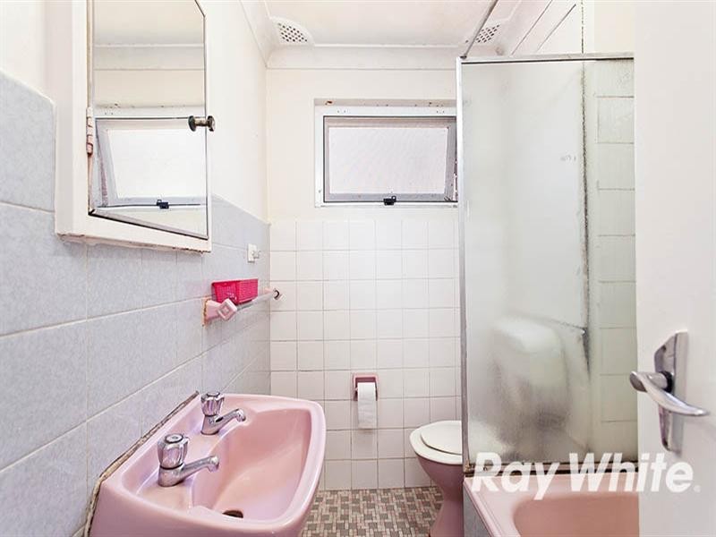 1/23 Gloucester Road, Hurstville NSW 2220