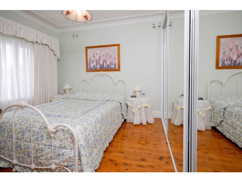 100 Bassett Street, Hurstville NSW 2220