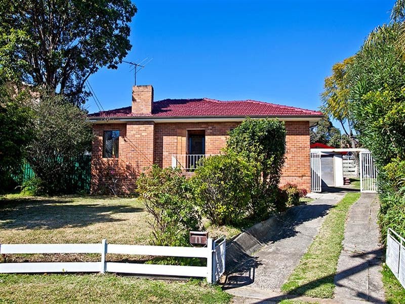 11 Docos Crescent, Bexley NSW 2207