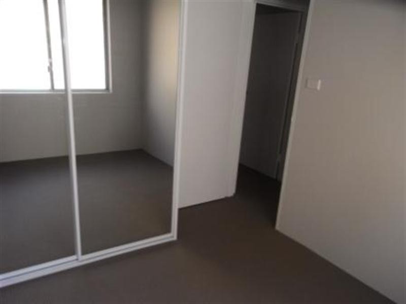 4/35 The Avenue, Hurstville NSW 2220