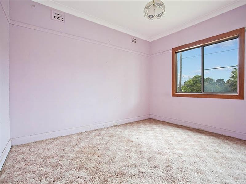 4 George Street, Penshurst NSW 2222