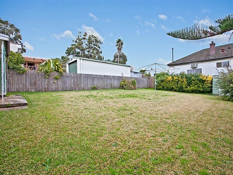 4 George Street, Penshurst NSW 2222