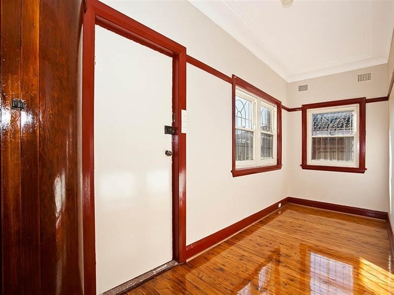 383 King Georges Road, Beverly Hills NSW 2209