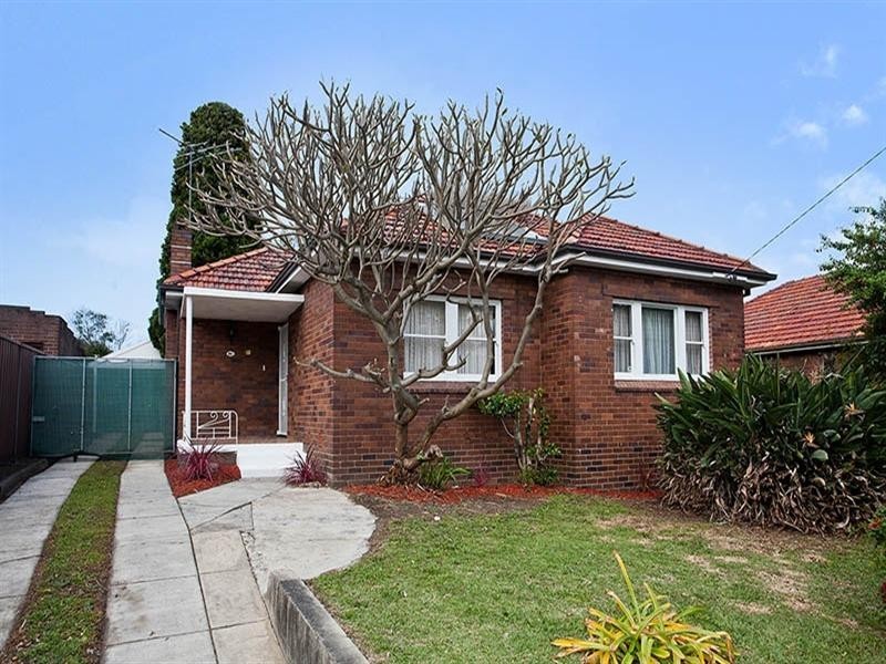 241 Stoney Creek Road, Kingsgrove NSW 2208