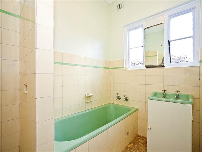 241 Stoney Creek Road, Kingsgrove NSW 2208