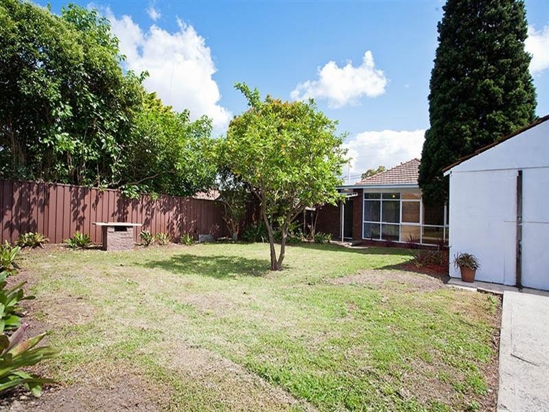 241 Stoney Creek Road, Kingsgrove NSW 2208