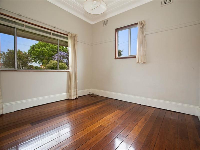 28 Iliffe Street, Bexley NSW 2207