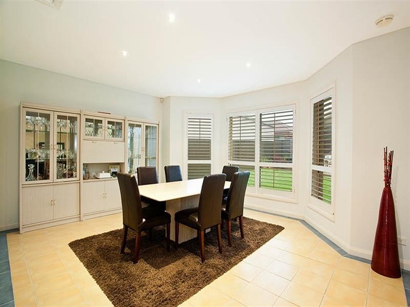 16 Tonitto Avenue, Peakhurst NSW 2210