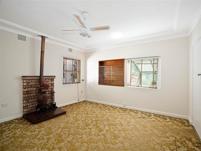 249 Carrington Avenue, Hurstville NSW 2220