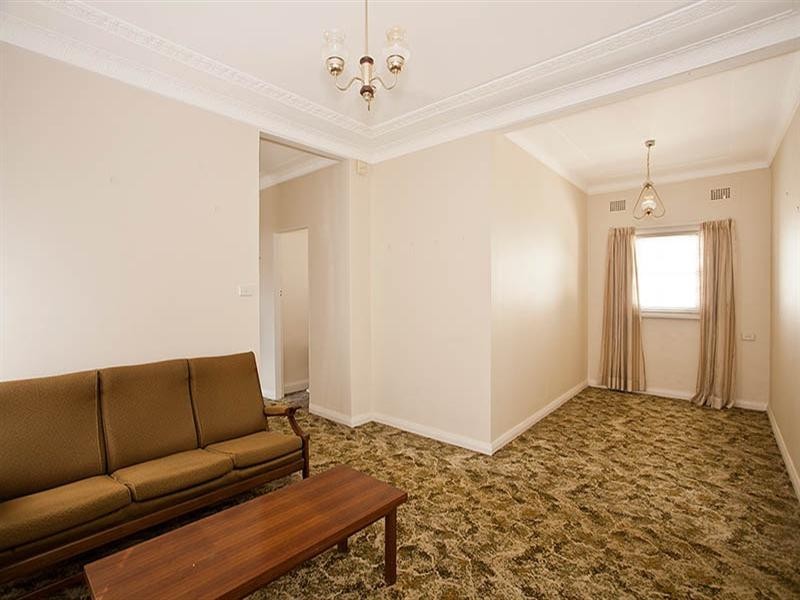 249 Carrington Avenue, Hurstville NSW 2220