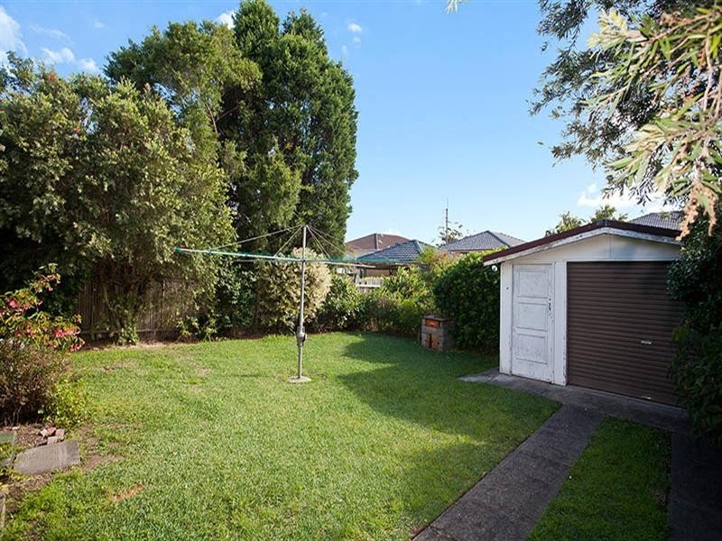 249 Carrington Avenue, Hurstville NSW 2220