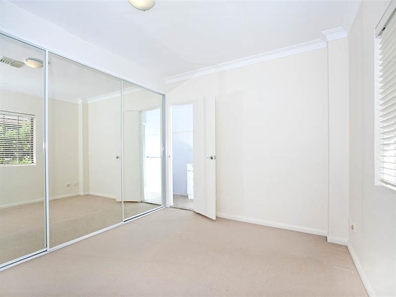 2/93 Edgbaston Road, Beverly Hills NSW 2209