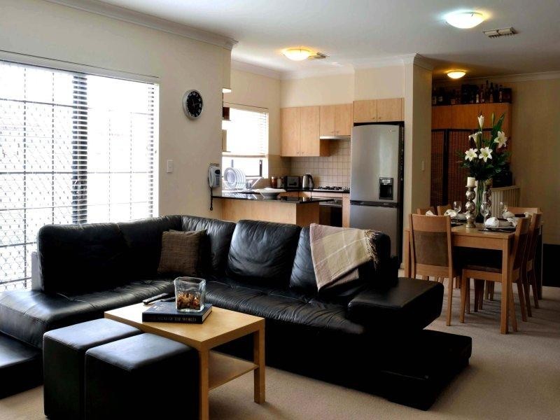 2/93 Edgbaston Road, Beverly Hills NSW 2209