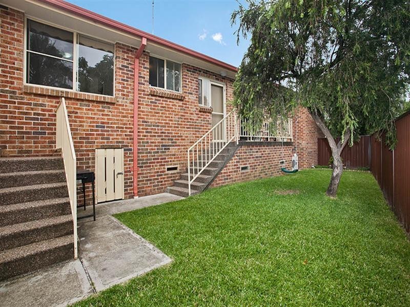 2/27 Greenacre Road, South Hurstville NSW 2221