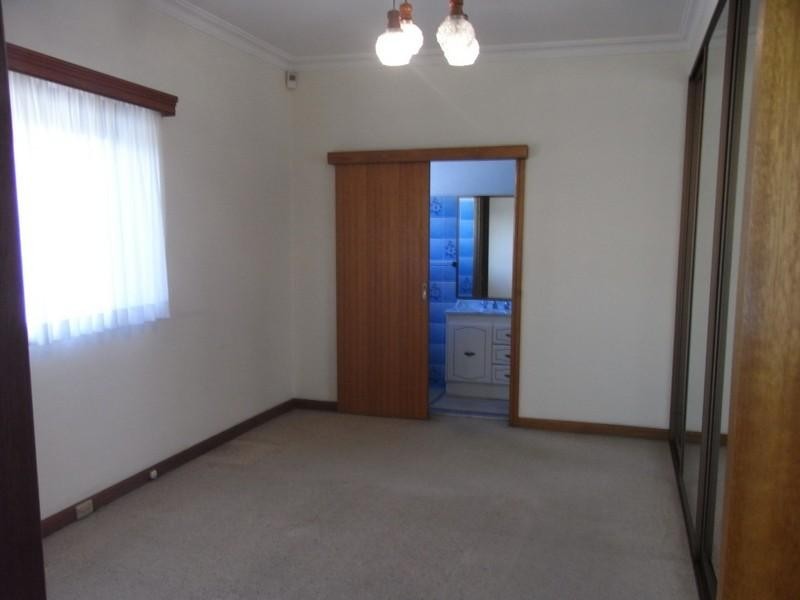 9 Hillcrest Avenue, Hurstville NSW 2220