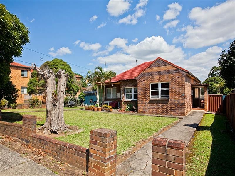 131 The Avenue, Hurstville NSW 2220